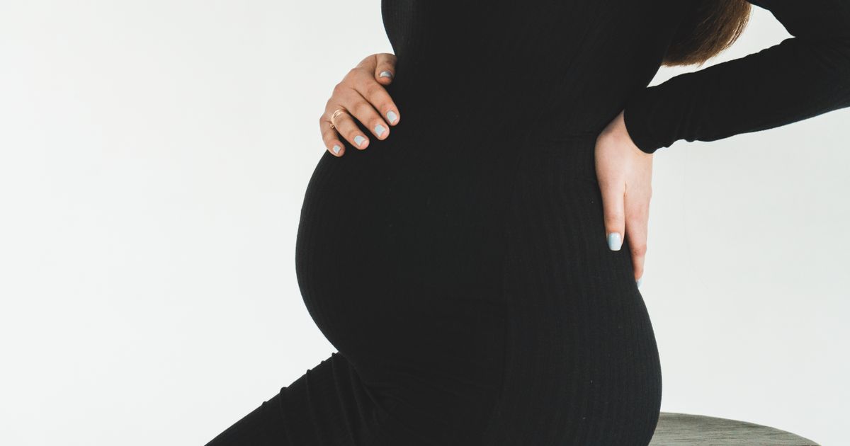 Est-ce normal d'avoir mal au dos pendant la grossesse ? - mal de dos pendant la grossesse
